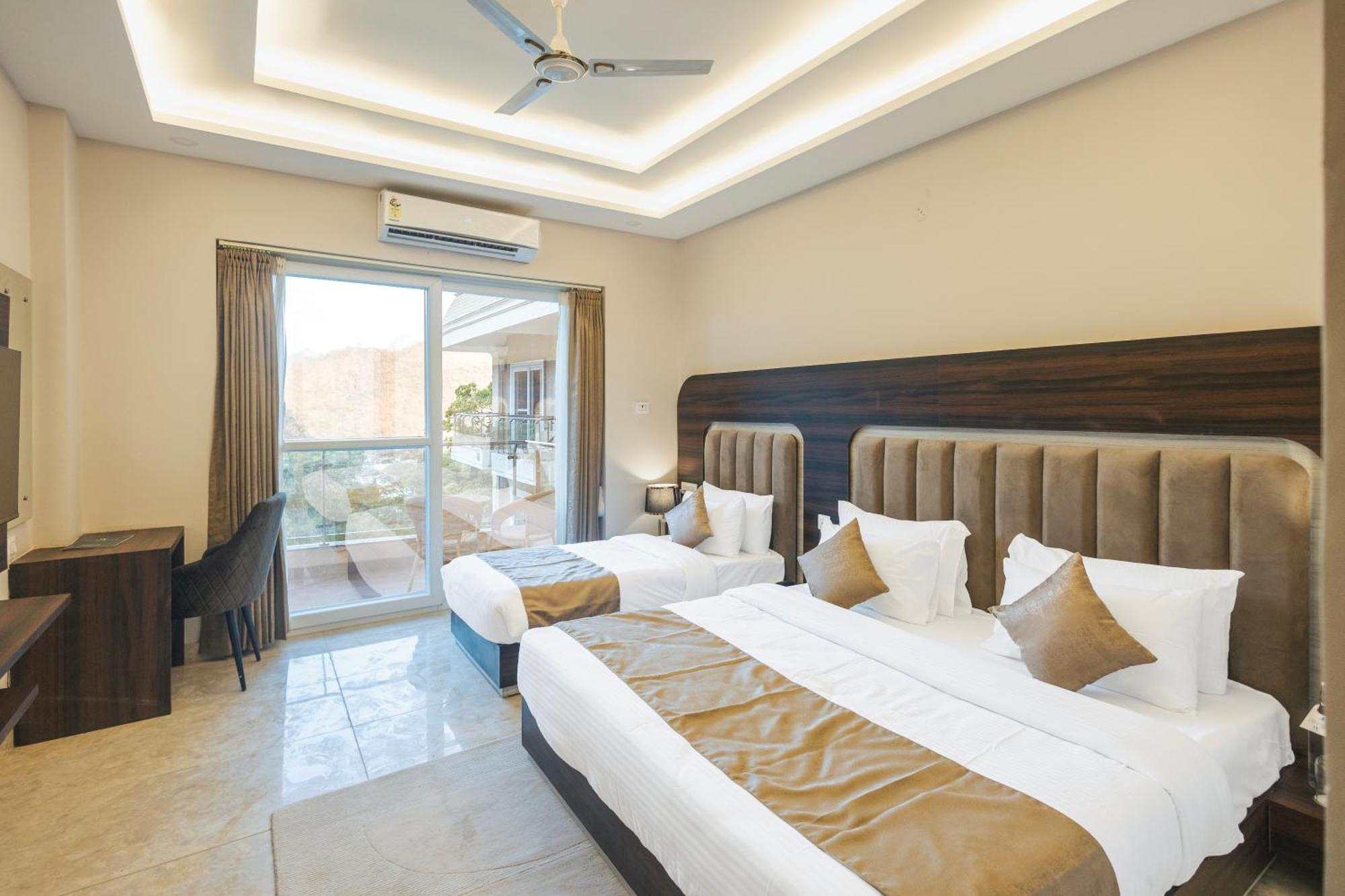 Stone Wood Hotel, Rishīkesh Exterior foto